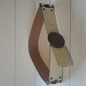 Castellini M cream wide belt adjustable hook closure